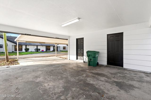 617 Mills Street, Picayune, MS 39466