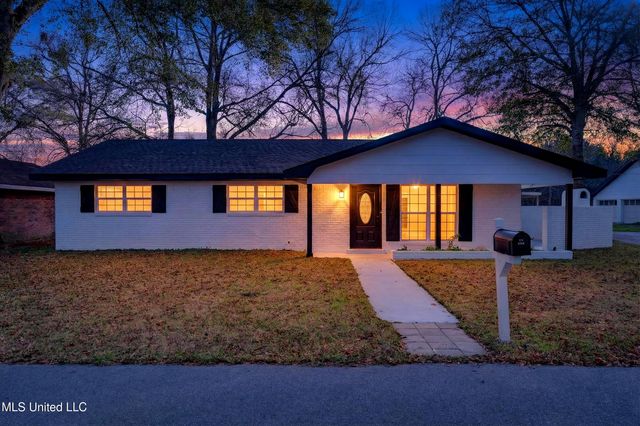 617 Mills Street, Picayune, MS 39466