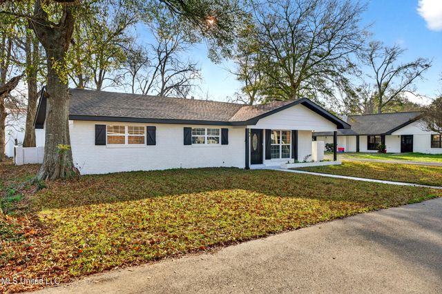 617 Mills Street, Picayune, MS 39466