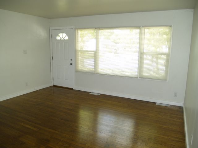 22431 STRASSBURG Avenue, Sauk Village, IL 60411