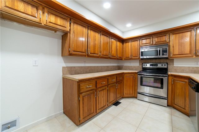 4 Estes Drive, Bella Vista, AR 72715