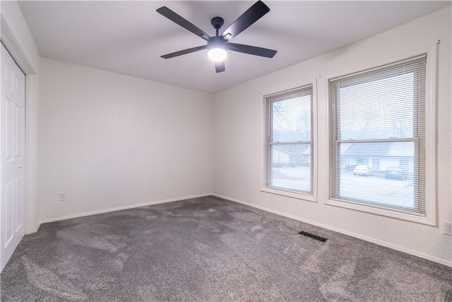 4 Estes Drive, Bella Vista, AR 72715