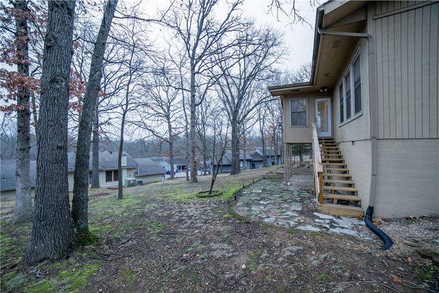 4 Estes Drive, Bella Vista, AR 72715