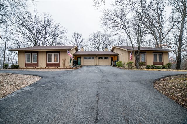 4 Estes Drive, Bella Vista, AR 72715