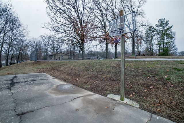 4 Estes Drive, Bella Vista, AR 72715