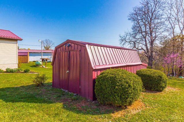 1286 Steam Furnace Road, Peebles, OH 45660