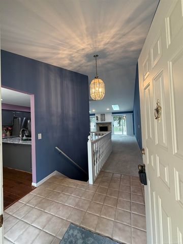 43076 W Kirkwood Drive, Clinton Township, MI 48038