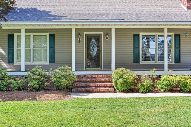 5424 Kentucky Lane, Hope Mills, NC 28348