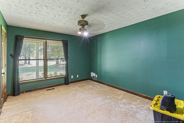 5424 Kentucky Lane, Hope Mills, NC 28348
