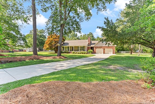 5424 Kentucky Lane, Hope Mills, NC 28348