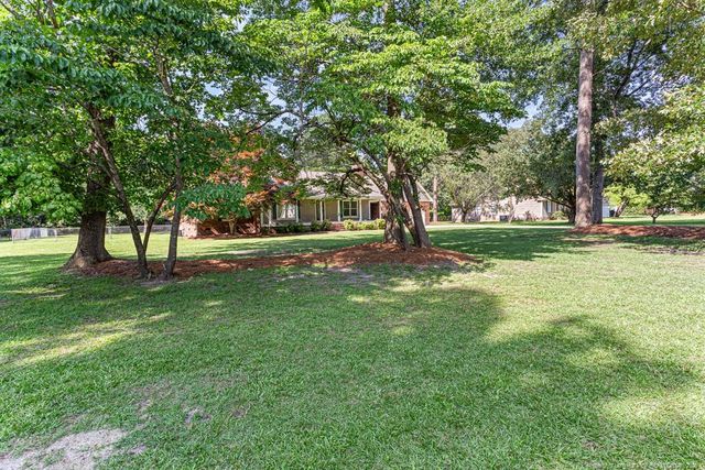 5424 Kentucky Lane, Hope Mills, NC 28348