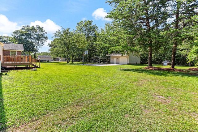5424 Kentucky Lane, Hope Mills, NC 28348