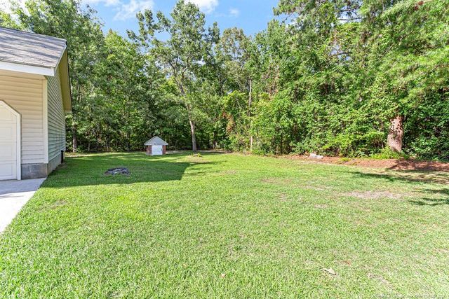5424 Kentucky Lane, Hope Mills, NC 28348