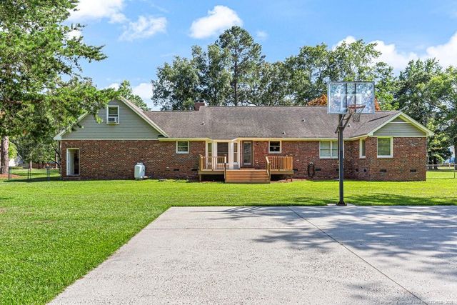 5424 Kentucky Lane, Hope Mills, NC 28348