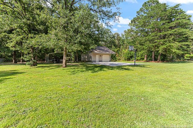 5424 Kentucky Lane, Hope Mills, NC 28348
