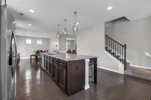 520 Coventry Way, Mcdonough, GA 30252