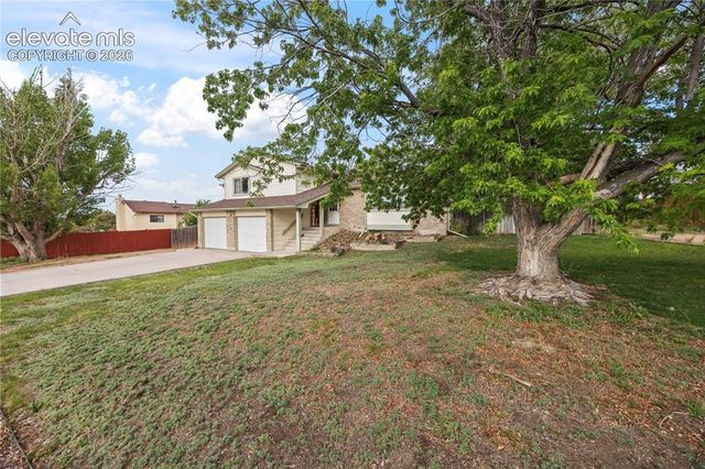 7410 Woody Creek Drive, Colorado Springs, CO 80911