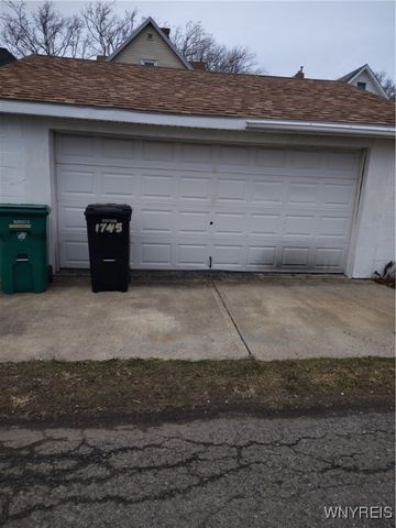 1745 Cudaback Avenue, Niagara Falls, NY 14303