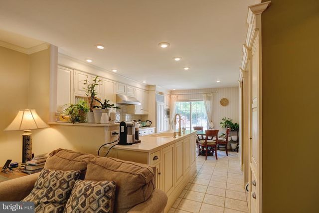 13 CAMPBELL WOODS WAY, Princeton, NJ 08540
