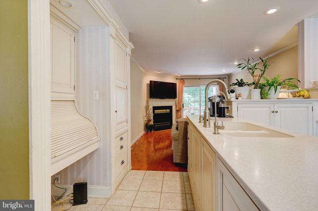 13 CAMPBELL WOODS WAY, Princeton, NJ 08540
