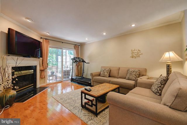 13 CAMPBELL WOODS WAY, Princeton, NJ 08540