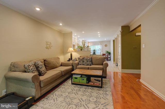 13 CAMPBELL WOODS WAY, Princeton, NJ 08540