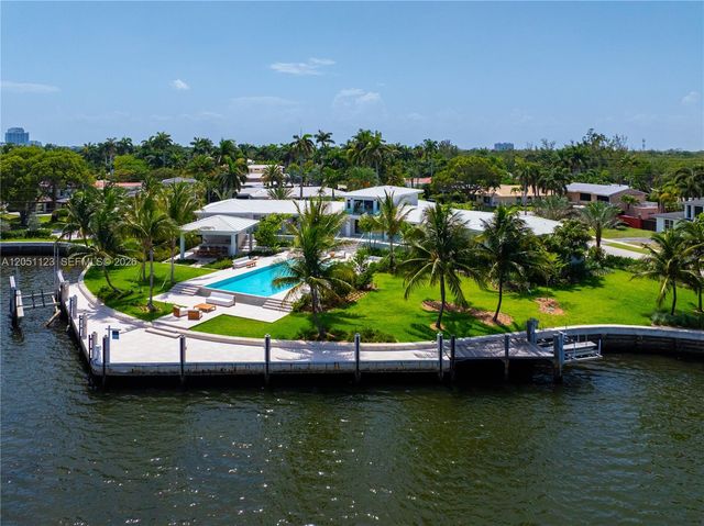 900 N Northlake Dr, Hollywood, FL 33019