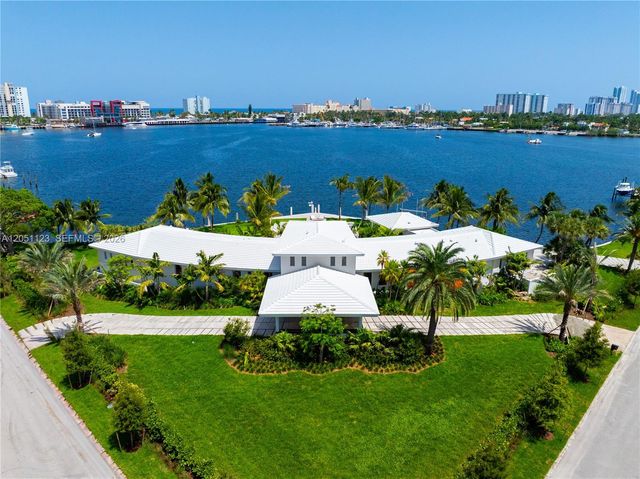 900 N Northlake Dr, Hollywood, FL 33019