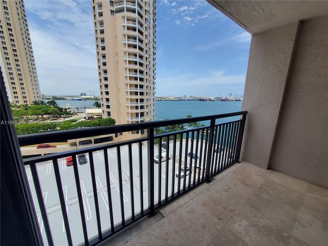 540 Brickell Key Dr 1020, Miami, FL 33131