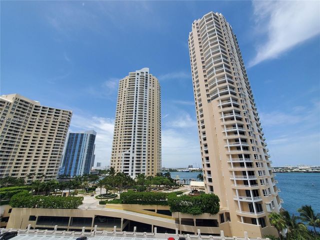 540 Brickell Key Dr 1020, Miami, FL 33131