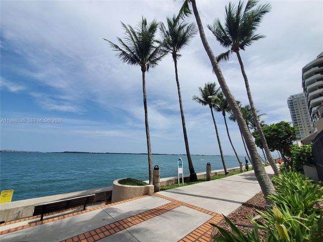 540 Brickell Key Dr 1020, Miami, FL 33131