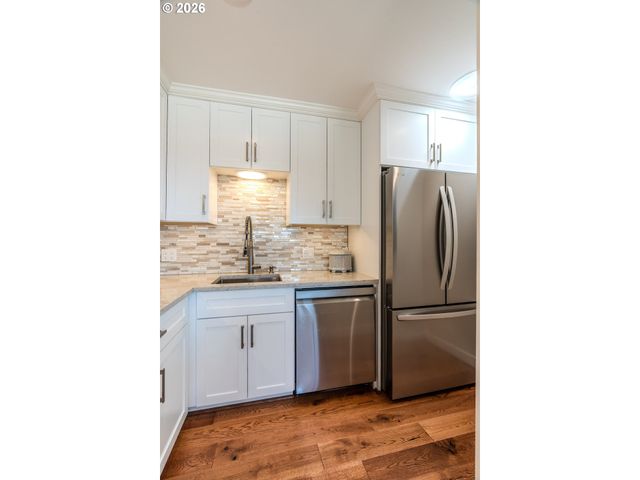 9700 Se CASTLE Ct, Damascus, OR 97089