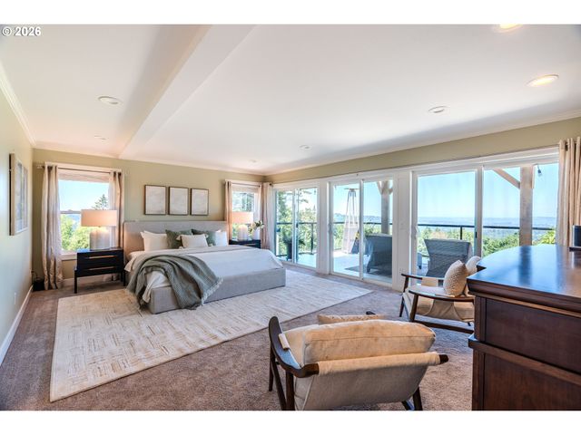 9700 Se CASTLE Ct, Damascus, OR 97089