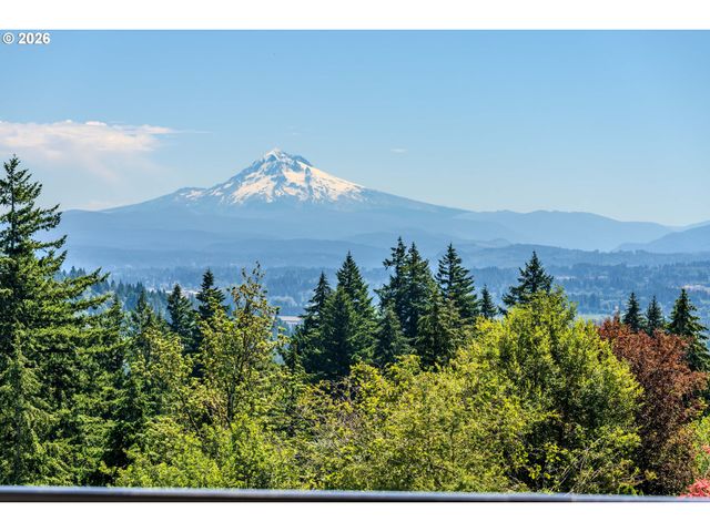 9700 Se CASTLE Ct, Damascus, OR 97089