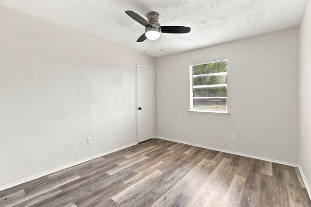1833 Pelican Drive N, Pelican Bay, TX 76020