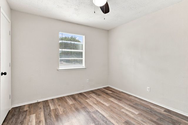 1833 Pelican Drive N, Pelican Bay, TX 76020