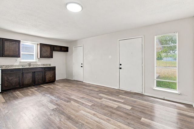 1833 Pelican Drive N, Pelican Bay, TX 76020