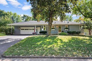 5340 Oak Drive, Minnetonka, MN 55345