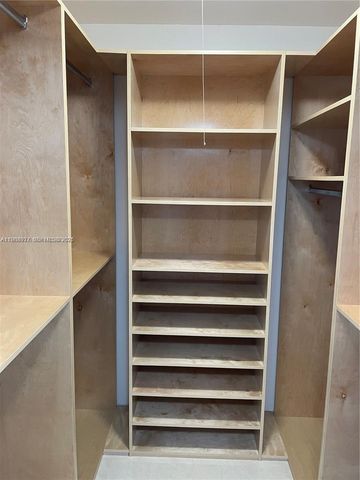 13155 Ixora Ct 901, North Miami, FL 33181