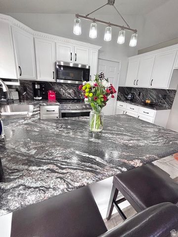 1429 W 2450 S, Woods Cross, UT 84087