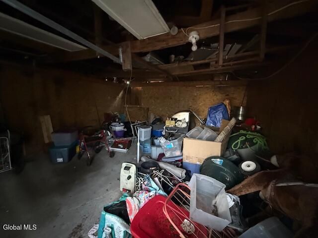 34 Tabor Road, Mechanicville, NY 12118