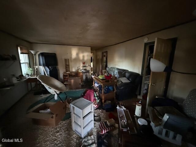 34 Tabor Road, Mechanicville, NY 12118