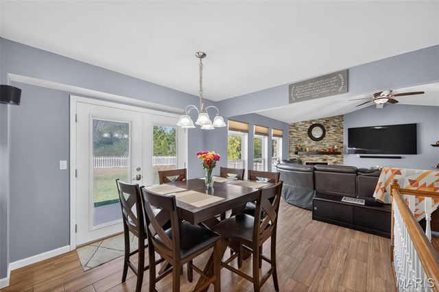 209 Autumn Rose Court, O'fallon, MO 63368