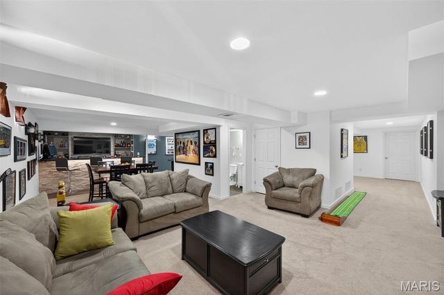 209 Autumn Rose Court, O'fallon, MO 63368