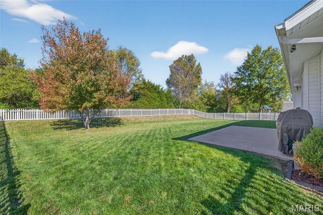 209 Autumn Rose Court, O'fallon, MO 63368