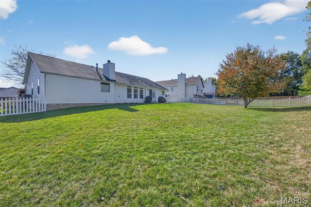 209 Autumn Rose Court, O'fallon, MO 63368