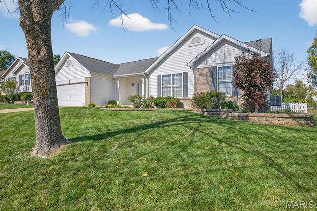 209 Autumn Rose Court, O'fallon, MO 63368