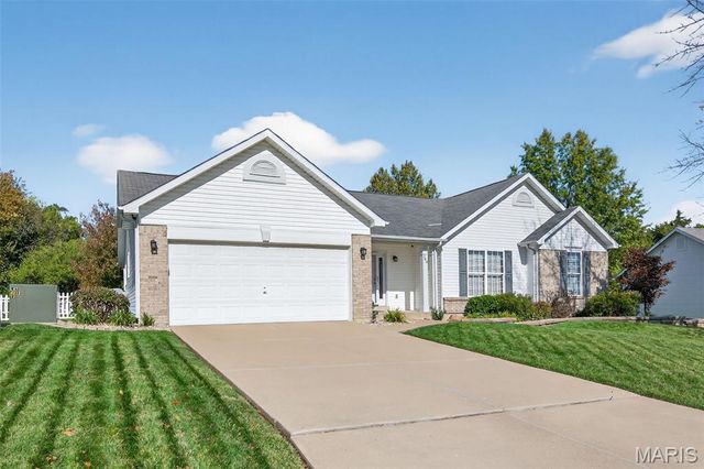 209 Autumn Rose Court, O'fallon, MO 63368