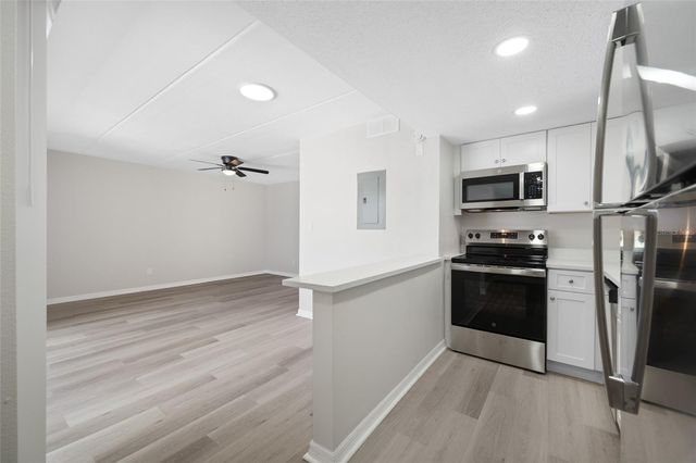 7950 BLIND PASS ROAD 4, St Petersburg, FL 33706