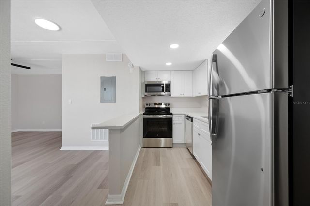 7950 BLIND PASS ROAD 4, St Petersburg, FL 33706